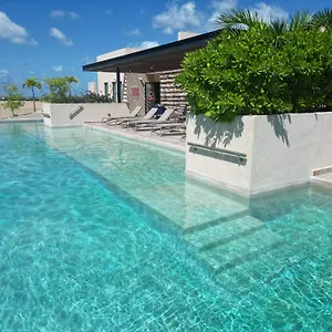 https://syrena-luxury-caribbean.quintano-roohotels.com